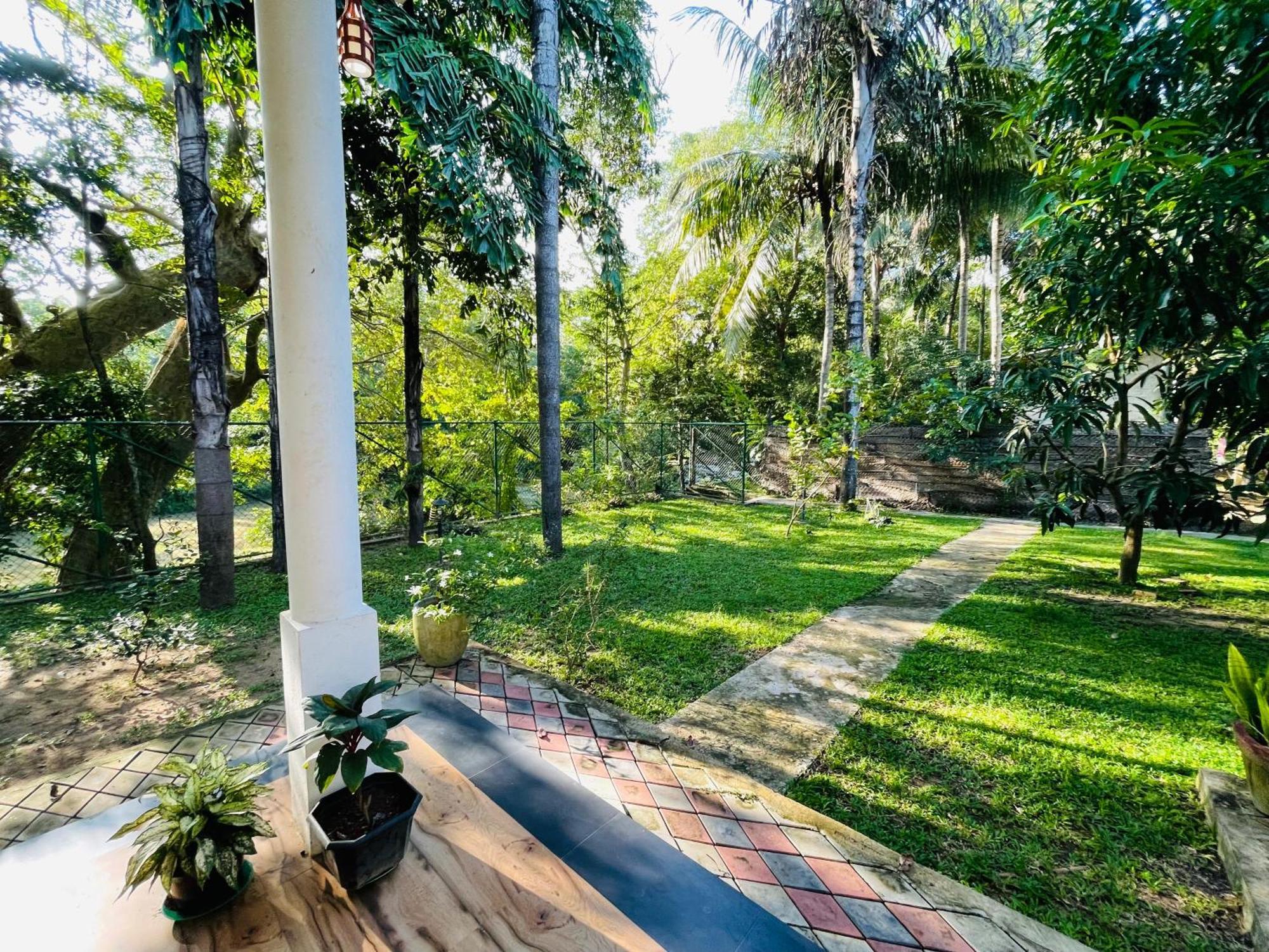 Yala River View Cabana Tissamaharama Bagian luar foto